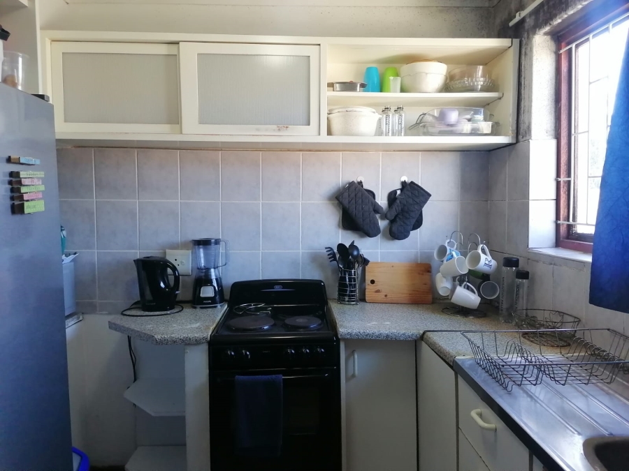 2 Bedroom Property for Sale in Grassy Park Western Cape